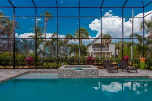 Endless Summer - Fort Myers Beach