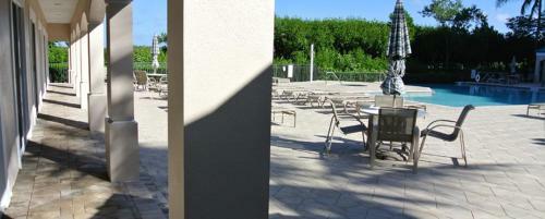 Apartamento Waterside - Two Bedroom Condominium 385