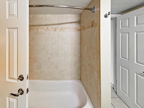 Apartamento Pointe Estero Condo Unit 803