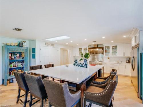 190 Aberdeen Ave Home