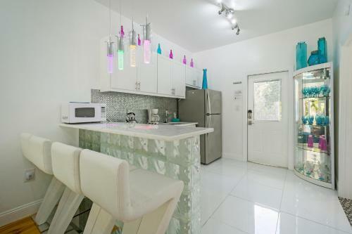 Estero Estate #2 - Two Bedroom Apartment