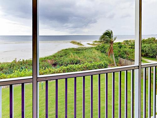 Apartamento 100 Estero Blvd Condo Unit 235