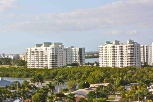 Apartamento Waterside - Two Bedroom Condominium 774
