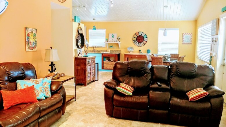 Blue Starfish Estate - Three Bedroom Home