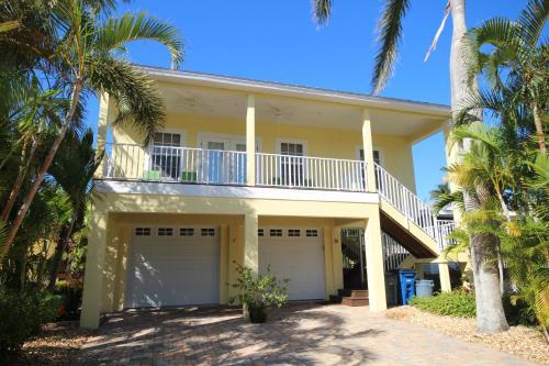 241 Pearl St. Home