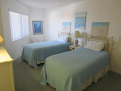 Riviera Club #704 Apartment