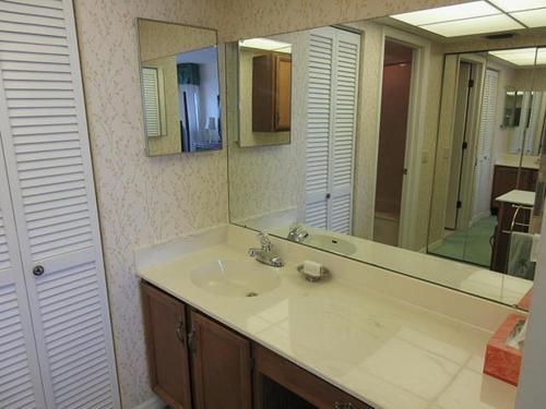 Riviera Club #904 Apartment