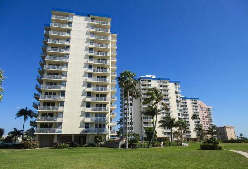 Estero Beach & Tennis #1108a Apartment