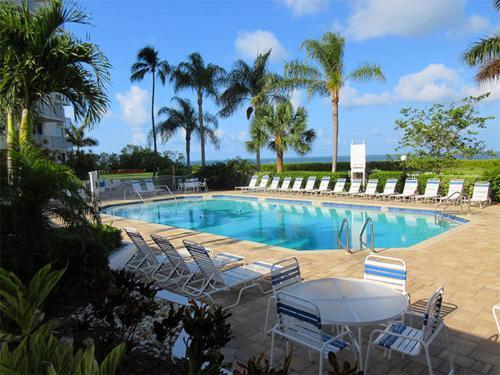 Estero Beach & Tennis #307a Apartment
