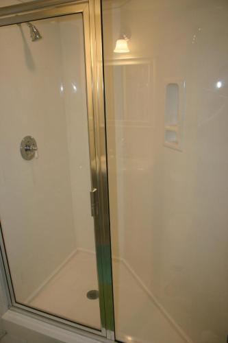 Waterscape, 6th Floor Apartment