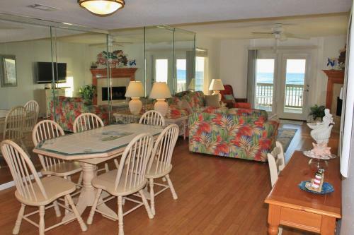 Mermaid Beach Townhouse