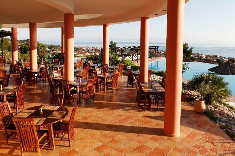 Hotel Alia Palace