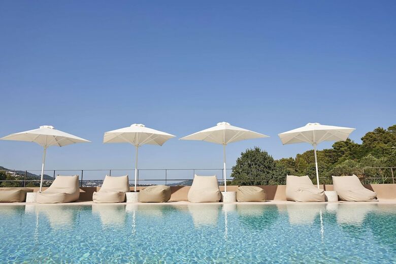 Hotel Radisson Resort Plaza Skiathos