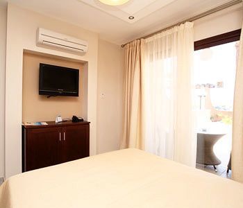 Hotel Avillion Holiday Apartments