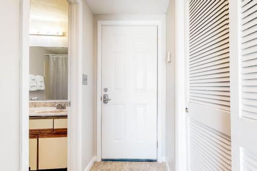 Apartamento Pirates Bay Unit A412