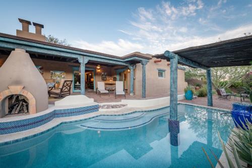 Marathon Villa