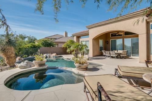 Casa Captiva Home