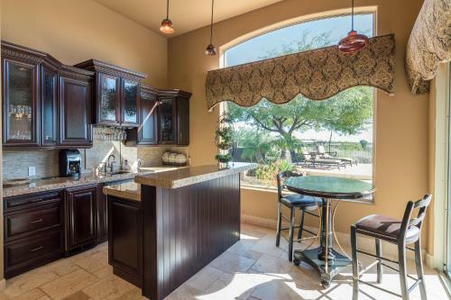 Casa Captiva Home