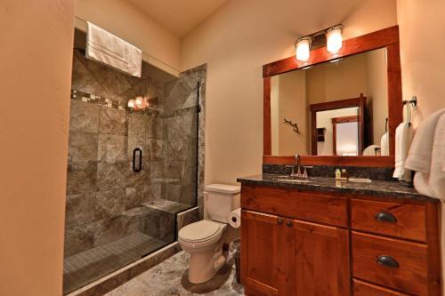 Apartamento Cozens Pointe Condo