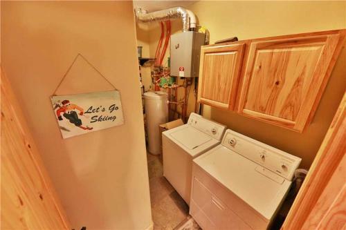 Spruce Ridge 706d Home