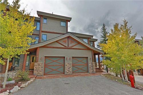 Spruce Ridge 706d Home