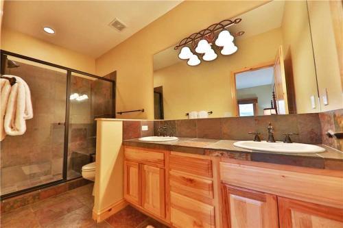Spruce Ridge 706d Home