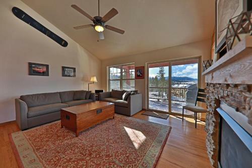 Rendezvous Discovery 3 Br Townhouse