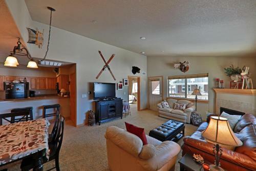 Apartamento Sterling Point 305 Condo