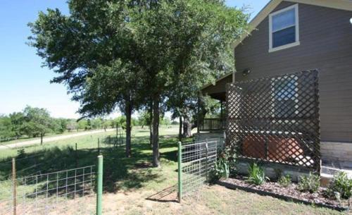 Big Rock Ranch - Sunday Haus Home