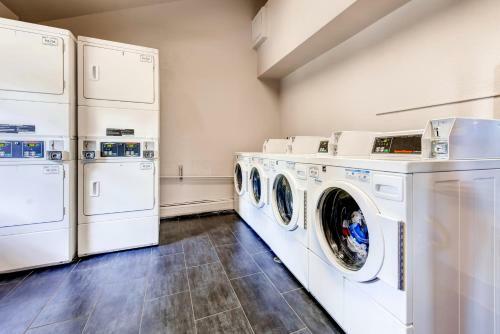 Apartamento Two-bedroom Condo D257 At Mountainside