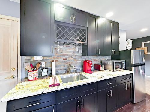 14b Larson Lane Home