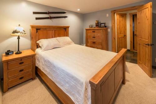 2 Bedroom Condo In Frisco