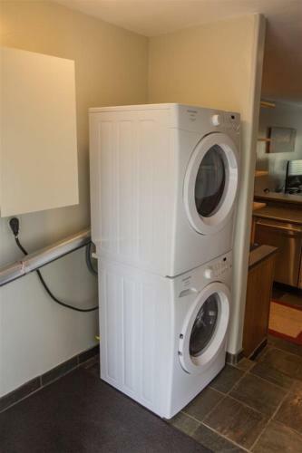 2 Bedroom Condo In Frisco