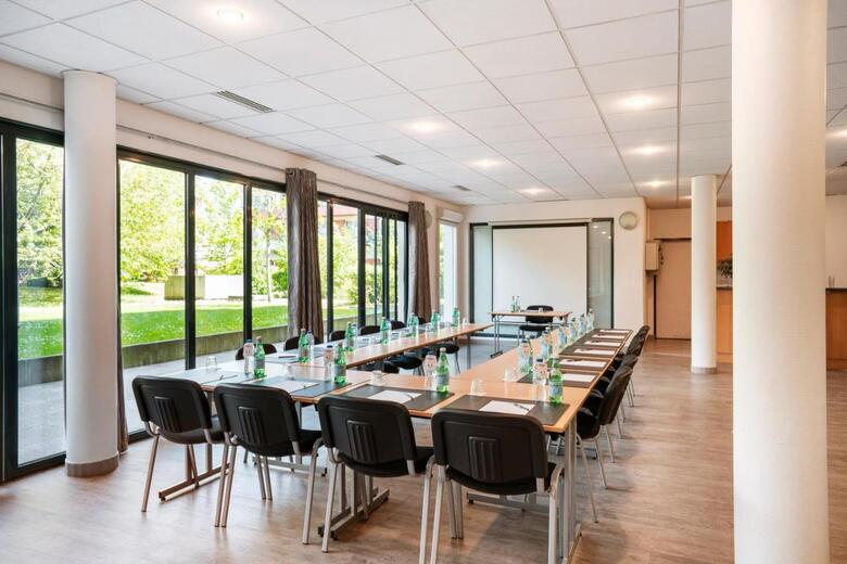 Aparthotel R�sidence Residhome Paris Evry
