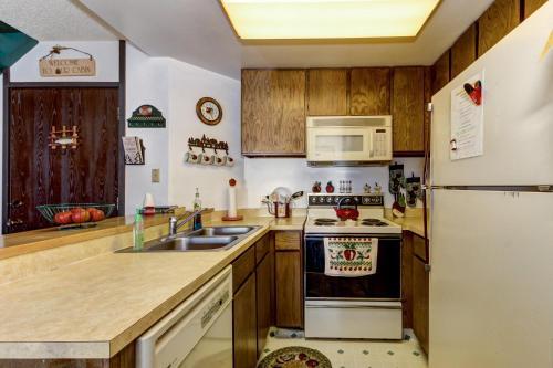 Brianwood Condos