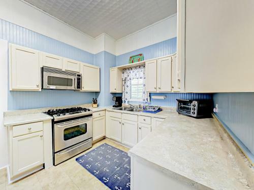 1218 Avenue M 1/2 Home