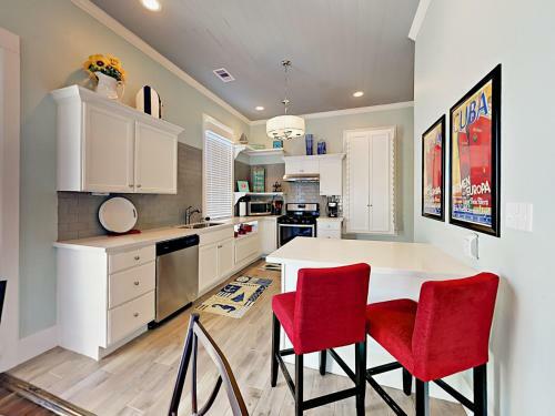 1801 Avenue M 1/2 Home