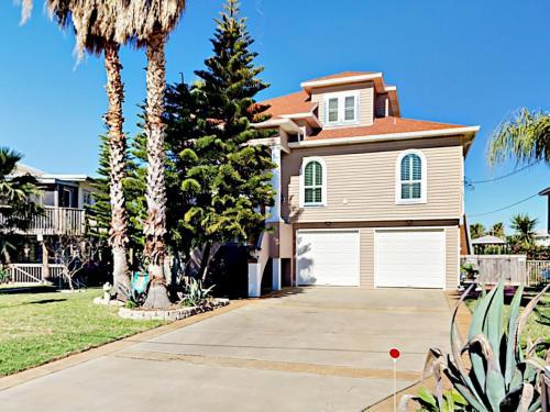 16634 Jamaica Cove Rd Home