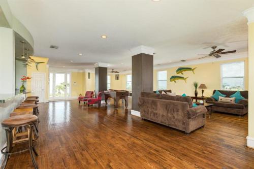 Bay Front Sunset Villa