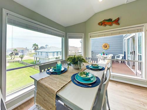 17603 Termini San Luis Pass Rd Townhouse