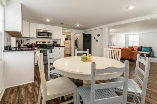 38th Street Retreat - Master Unit