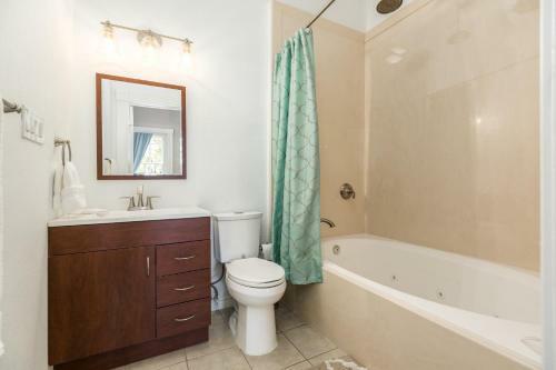 38th Street Retreat - Master Unit