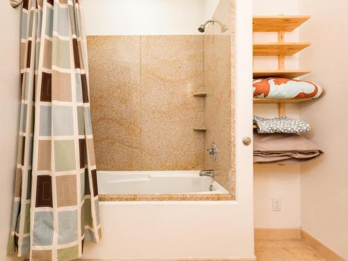 Apartamento Seawall Condo