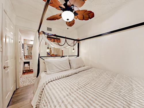 6102 Seawall Blvd Cottage Unit 268