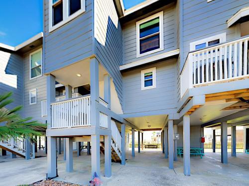 Termini-san Luis Pass Townhouse