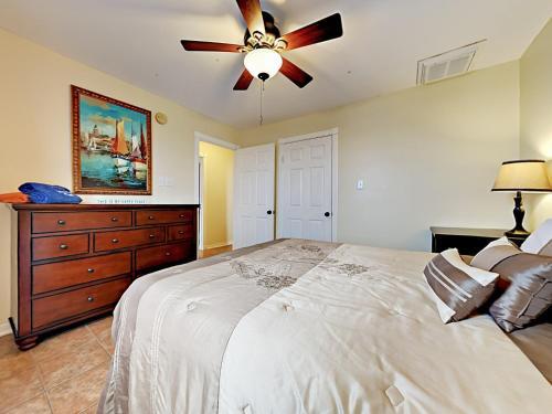 Galveston Sportsman Road Beach Home