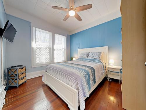 3101 Avenue R 1/2 Home