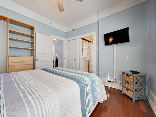3101 Avenue R 1/2 Home