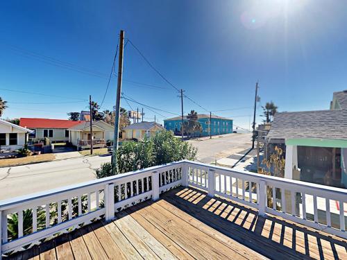 3101 Avenue R 1/2 Home
