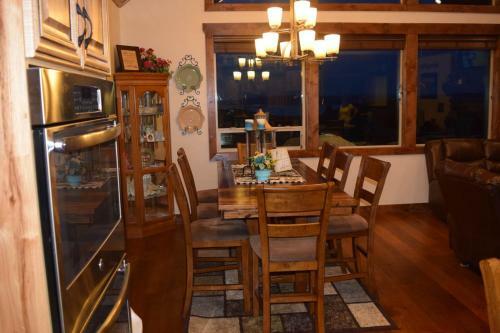 Elks Ridge Retreat